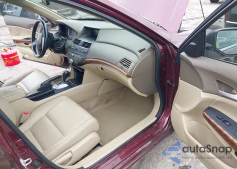 2010 Honda Accord 2.4 Ex-L z USA, uszkodzony, nr VIN 1HGCP2F8XAA145335